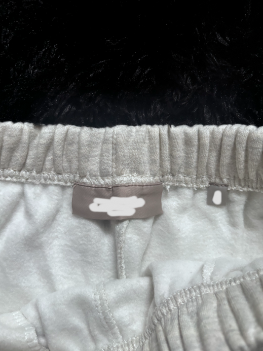 WHITE AESTHETIC SHORTS